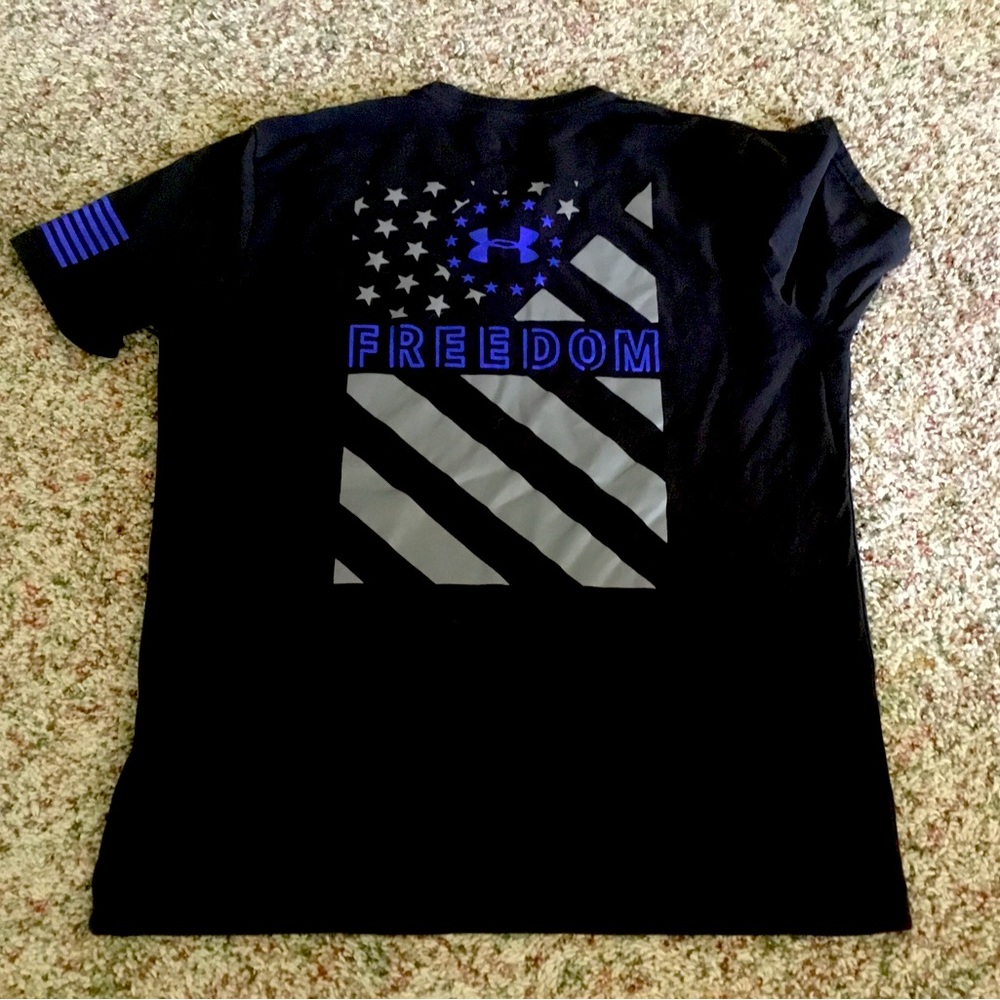 MENS UNDER ARMOUR FREEDOM SHIRT